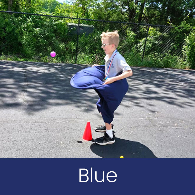 Pouchy™ - Outdoor catching game with giant pants