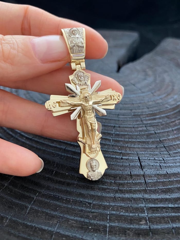 SacredCross – Consecration of the Holy Jesus Pendant